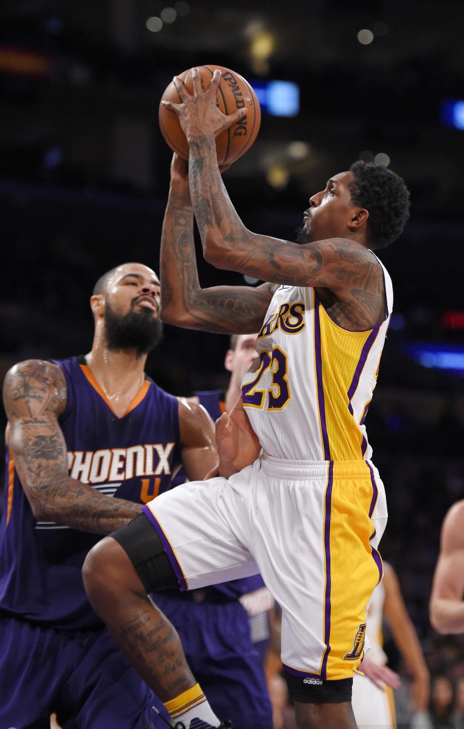 敌时却屡屡 敌时却屡屡